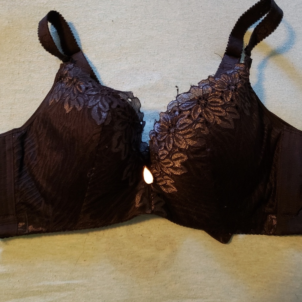 Push up plunge bra